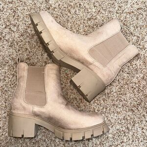 Madden Girl Fall Boots
